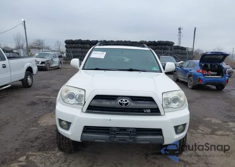 2006 Toyota 4Runner Limited V8 из США, поврежденный, VIN JTEBT17RX68030008